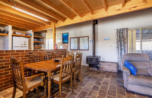 Rustic Charm - Photo 5