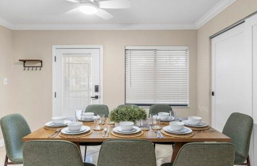 2 King Suites - Hot Tub - Large Patio - Sleeps 12 - Foto 7