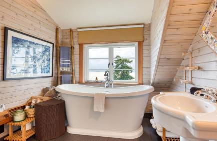 Maxwelton Aerie Bluffside Retreat w Sweeping Puget Sound Views Firepit - Foto 29