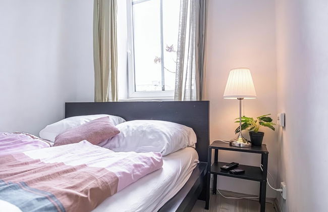 Cozy Room Shared Apt Millennium Tower - Photo 12