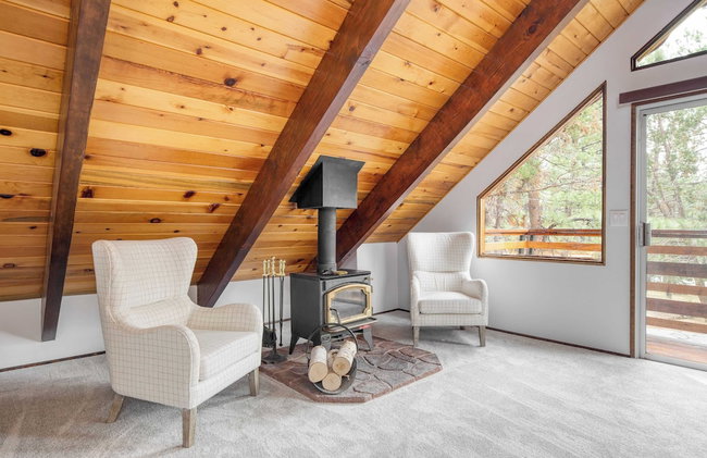 3mins to Lake, 5mins to Skiing Updated 4bdr Cabin Avalon Pines by Avantstay - Photo 7