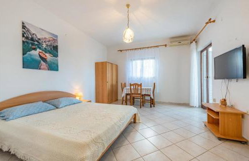Amazing Apartment In Kustici With House Sea View - Foto 3