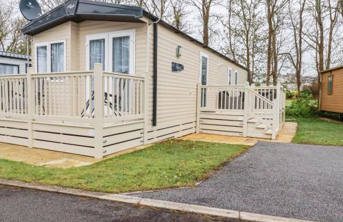 The Mermaid A04 - Photo 1