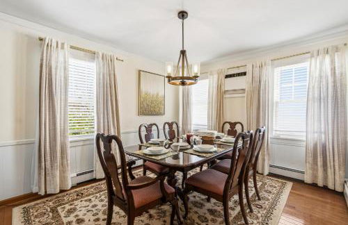 Family Retreat Near NYC w/ Parking & Views - Foto 23