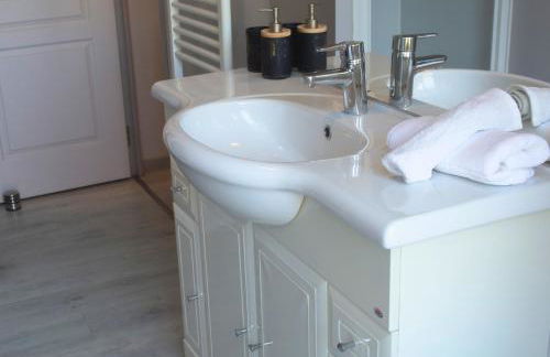 Le Charme D'Antan - Terrasse - Balcon - Hypercentre Evreux - Foto 19