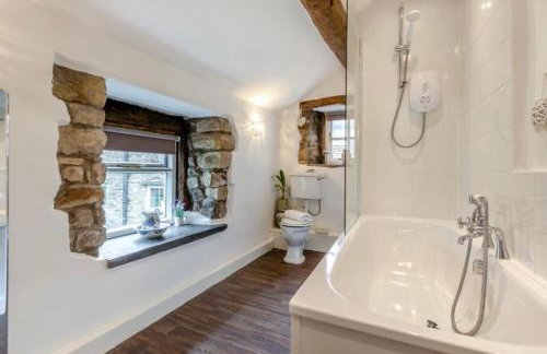Westside Cottage, Newby Hamlet, Clapham, Yorkshire Dales National Park, Famous Three Peaks, Near The Lake District, Pets Are Welcome, Direct Parking in front of the Cottage & Guest Parking - Foto 37