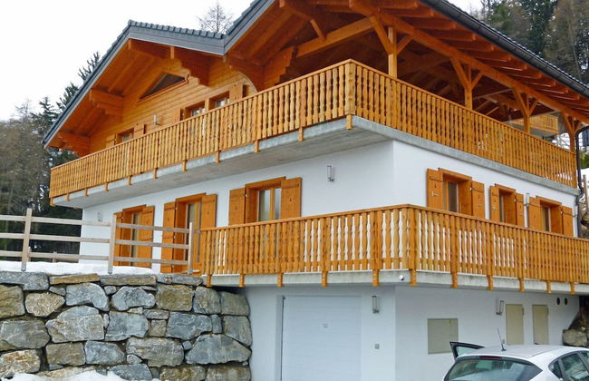 Chalet in Alps Near Ski Lift and Sauna - Photo 27