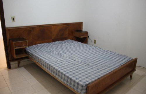 Casa muito espaçosa privativa com Piscina, Churrasqueira e área gourmet - Foto 31