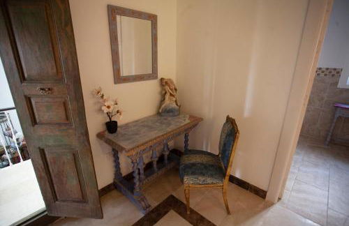 El Palacete de Cuevas - Foto 55