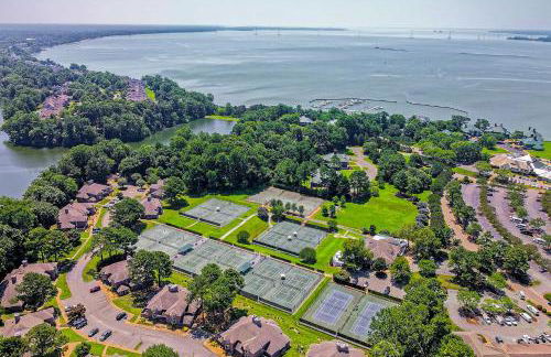 Resort Condo with Marina Access in Williamsburg! - Foto 29