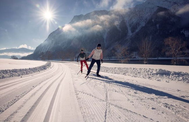 Charming Holiday Home in Maurach am Achensee - Foto 56