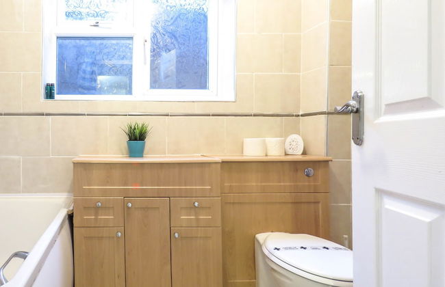 Tudors eSuites Four Bedroom House - Foto 16