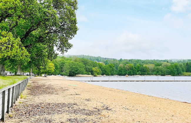 4 Person Holiday Home in Allingsas, Sverige - Foto 25
