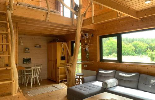 Domek na drzewie w Dolinie Uradu - Foto 14