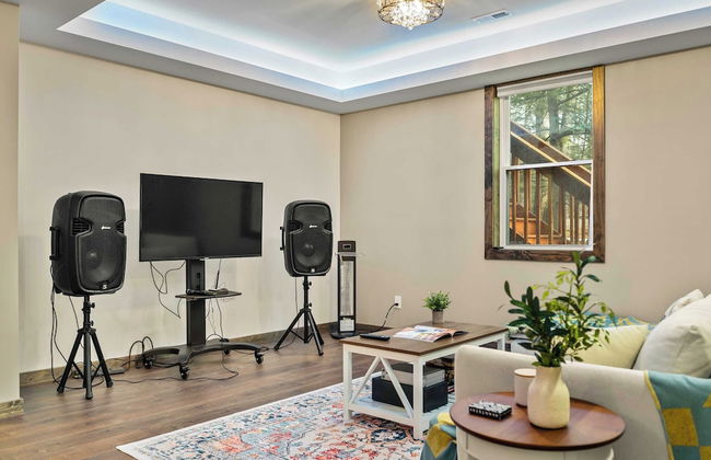 Lakeview Sunset Heaven Waterfront Escape + Private Dock Firepit + Game Room New Construction - Photo 23