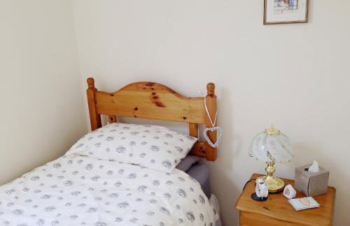 Jug And Glass Cottage - Photo 11