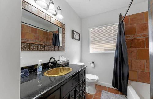 Grotto Pool House, 3 bed, 2 bath, IMG 3 miles, AMI - Foto 46