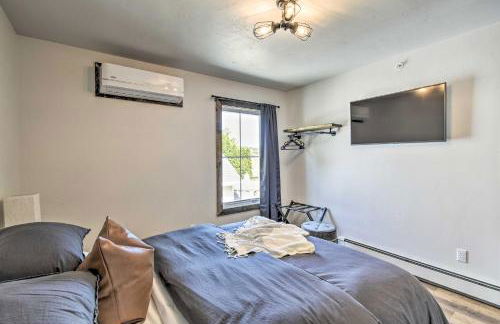 Modern Townhome with Deck - half Mi to Elkhart Lake! - Foto 26