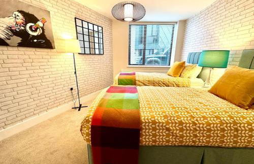 Super Modern New 2 Bedroom Apartment - Next to the Beach - Great Location - Fast WiFi - Smart TV - sleeps up to 4! Close to Purbeck, Corfe Castle, Sandbanks, Poole & Bournemouth - Foto 10