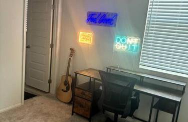 Cozy Home 20 Mins from DTLA - Foto 9