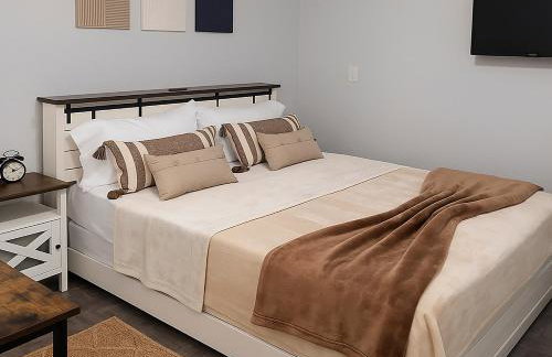 Cozy with Private Entry Near Fort Myers & Airport - Foto 2