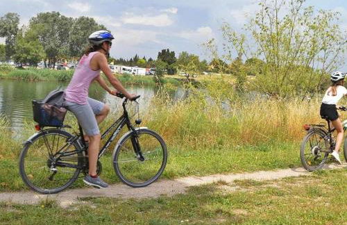 Casa con Piscina, A/A, BBQ, WiFi y Garaje en Sant Pere Pescador - ES-89-76 - Foto 27