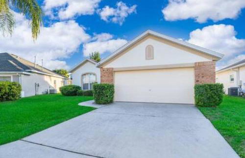 Newly Renovated Close to Disney w Private Pool - Foto 25