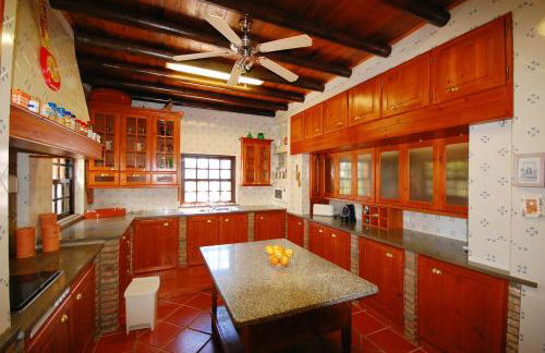 Rustic Villa Tavira with Mountain Views and Pool - Foto 10