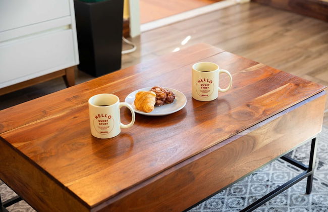 Sosuite 2BR Apt w W D Gym On-site Restaurant - Photo 33