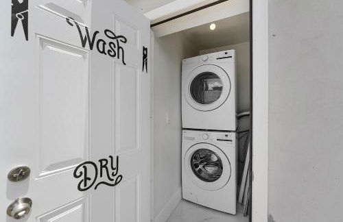 Modern 3 BR Villa Near Beach & FLL - Photo 26