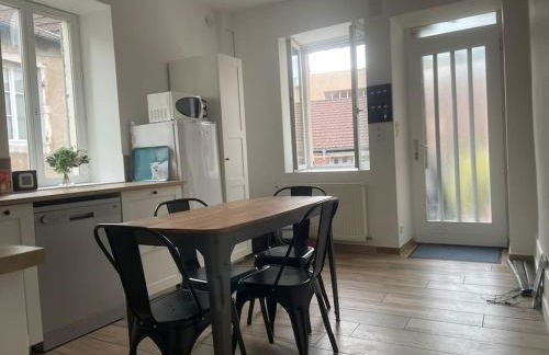 Agréable gîte au coeur du centre ville 4 personnes - Foto 4