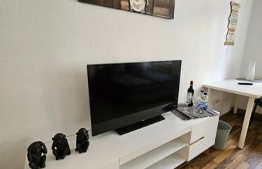 FERIENWOHNUNG 50m2 APARTMENT in ZITTAUER STADTZENTRUM INNENSTADT INNENRING TOP LAGE - WOHNEN AUF ZEIT IN ZITTAU - 1 RAUM WOHNUNG - Foto 6