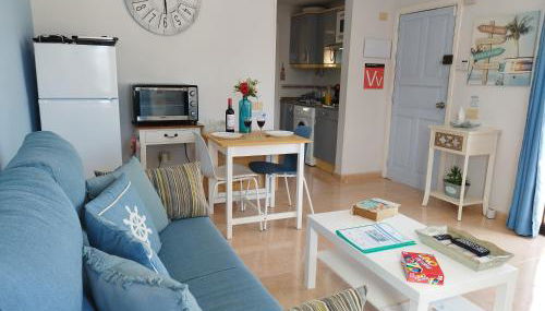 Casa del Mar Air-conditioned Apartment with Swimming Pools - Corralejo Playa - Photo 5