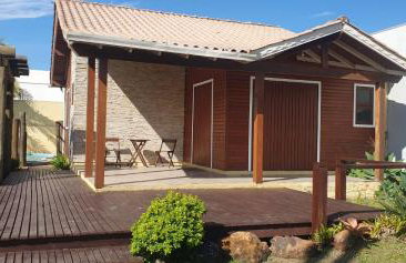 Linda casa com piscina 50m praia - Foto 3