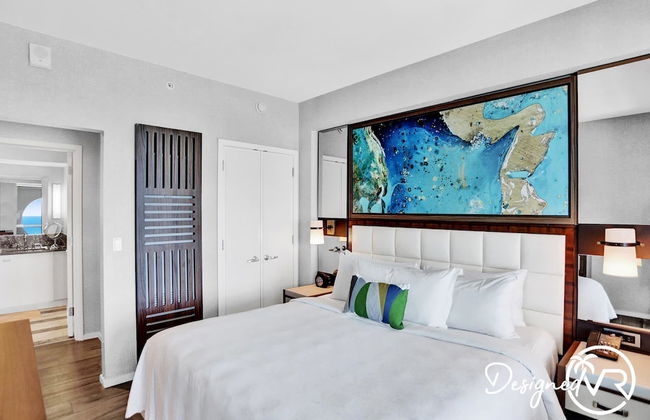 Stunning Beachfront Luxury- Your Perfect Getaway! - Photo 4