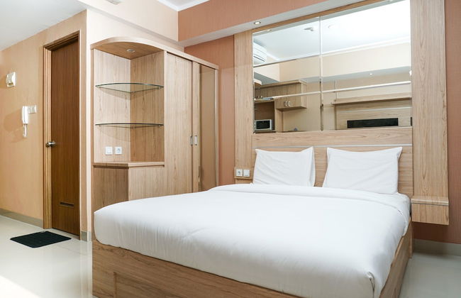 Best Homey Studio at The Oasis Apartment - Photo 4