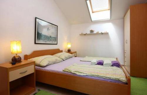 Family friendly seaside apartments Krapanj, Sibenik - 18004 - Foto 12