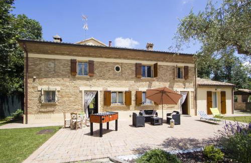 Holiday Home in Fano Near Adriatic Sea - Foto 2