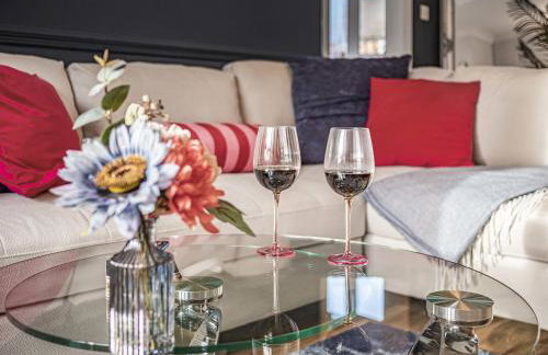 3 Bed Rest Home Middleton M24 Sleeps 8 - Foto 11