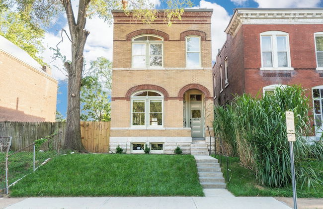 Parkside Comfort | JZ Vacation Rentals - Photo 25