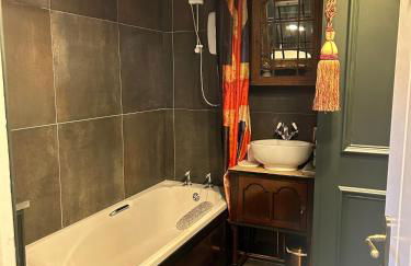 8 Opera Suites, Llangollen - Photo 16