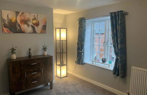 3 bed flat 10 mins to Alton Towers Sleeps 6-8 people - Foto 24