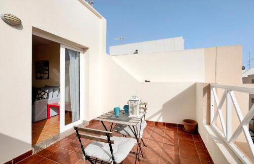 Luminoso ático en Arrecife - Foto 4