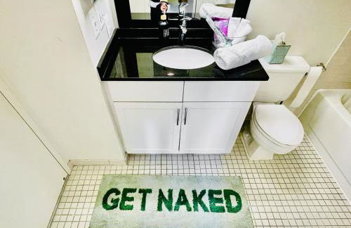 Executive Suite at National Landing - 1BR, Metro, Gym, Pool, Sauna, 2 Queen Beds - Foto 4