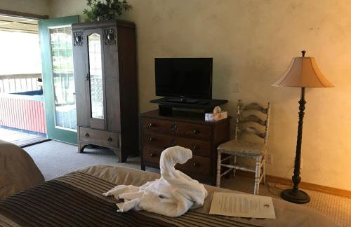 C15, Two bedroom, two bath log-sided, luxury Harbor North cottage with hot tub cottage - Foto 8