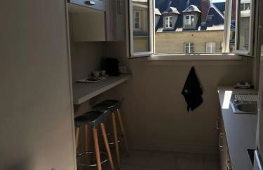 appartement de charme en plein coeur du centre ville de Compiègne - Foto 11