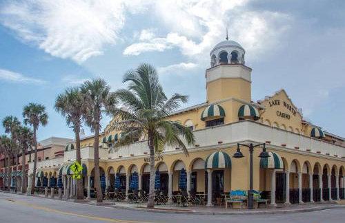Comfy Queen Bed Studio, Downtown West Palm - Foto 16