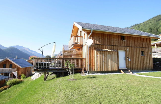 Lavish Wooded Chalet with Sauna & Hot Tub in Hohentauern - Photo 19