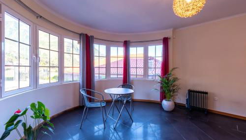 Cristina Grand - Foto 5