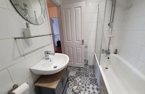 Sunny Apartment with a 10 minute walk to the Sea. - Foto 14